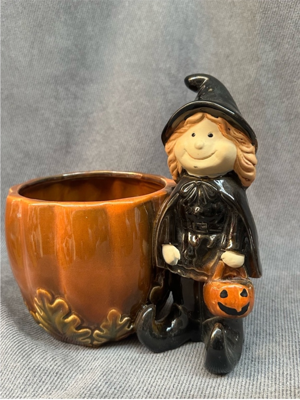 Halloween witch planter flower pot porcelain